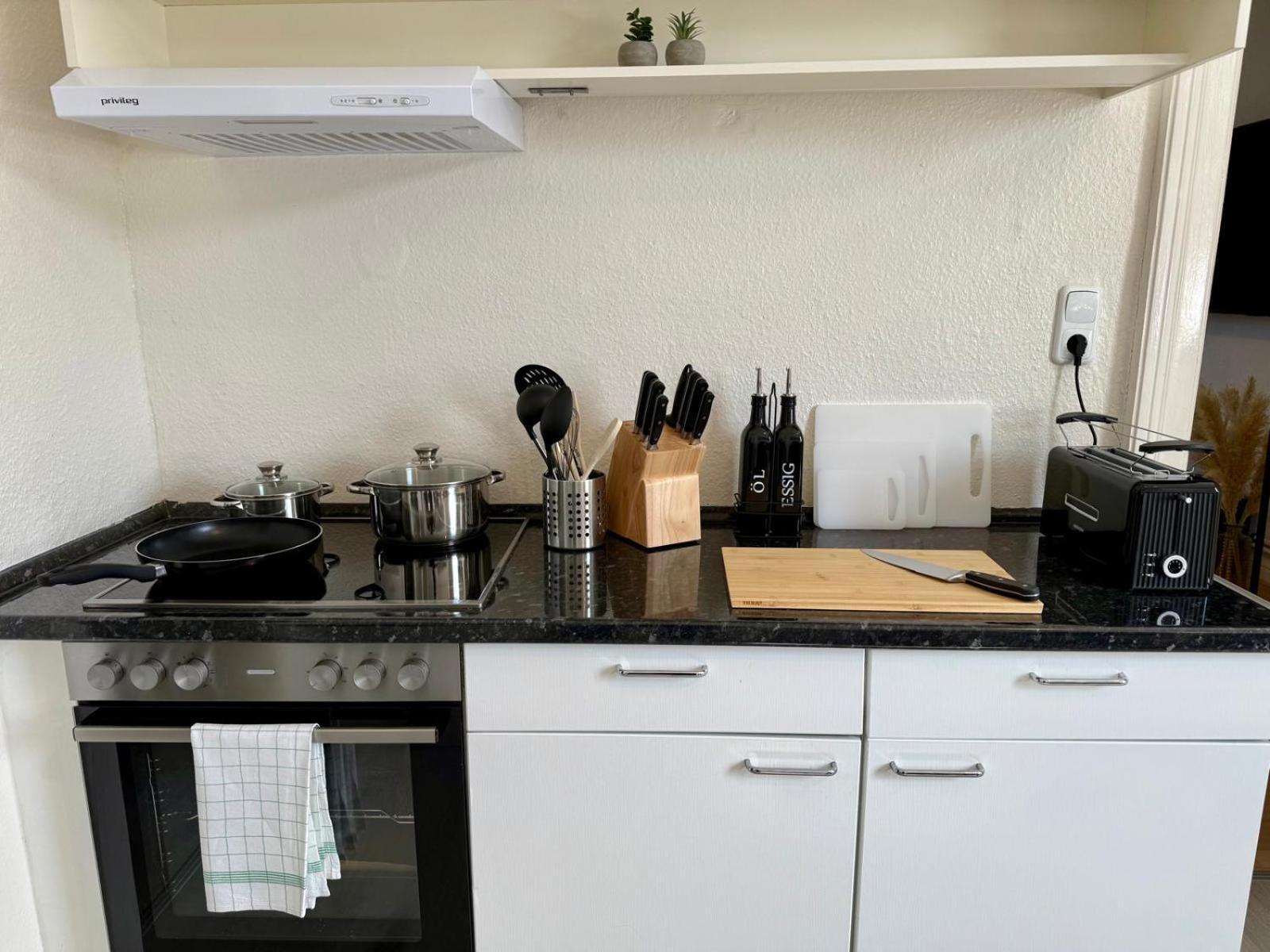 Tt Living Apartments Bonitas & Divinitas I 2 Schlafzimmer I Kueche I Vollbad I Waschmaschine Rellingen Exterior foto