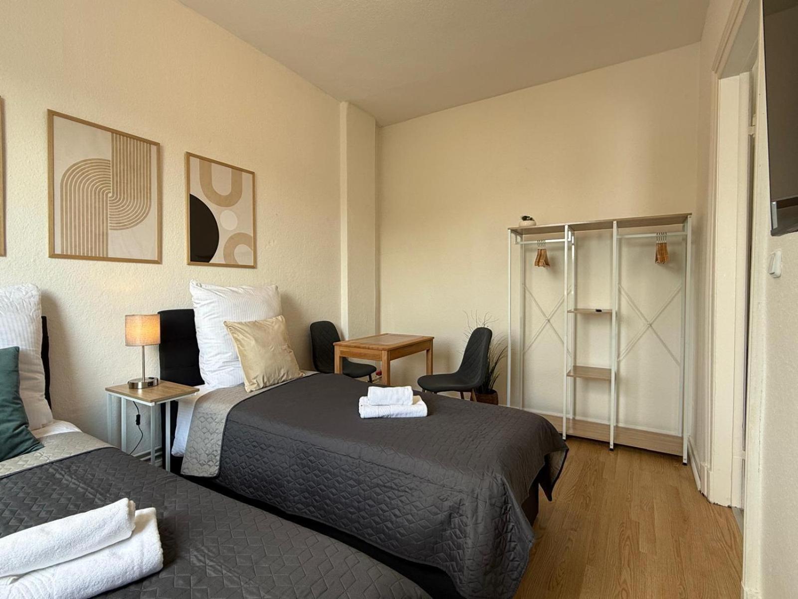 Tt Living Apartments Bonitas & Divinitas I 2 Schlafzimmer I Kueche I Vollbad I Waschmaschine Rellingen Exterior foto